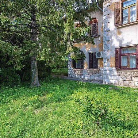 1 Bedroom Beautiful In Lejlighed